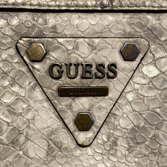2 for $20 - GUESS Snake Print Wallet - Grey - Picture 7 of 7